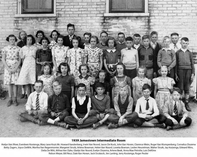  - 1939_Jamestown_Intermediate_Room-670x536